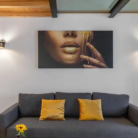 Iflat Trastevere Crystal Loft Apartman *